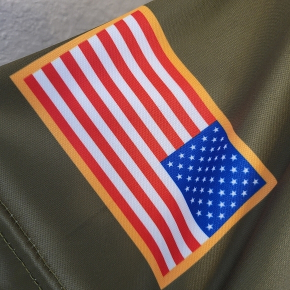 Washington Commanders Logo (Retired) Jersey Featuring Young #99 Size XXL - Picture 5 of 9